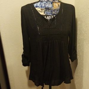 Amelia James Gauzy top in black